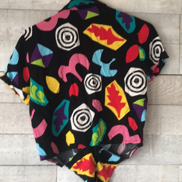 Stranger Things bold abstract design cropped short sleeve button down shirt - Picture 6 of 6